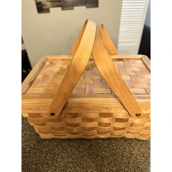 Vintage 1970s Splint Wood Picnic Basket - Picture 2 of 9